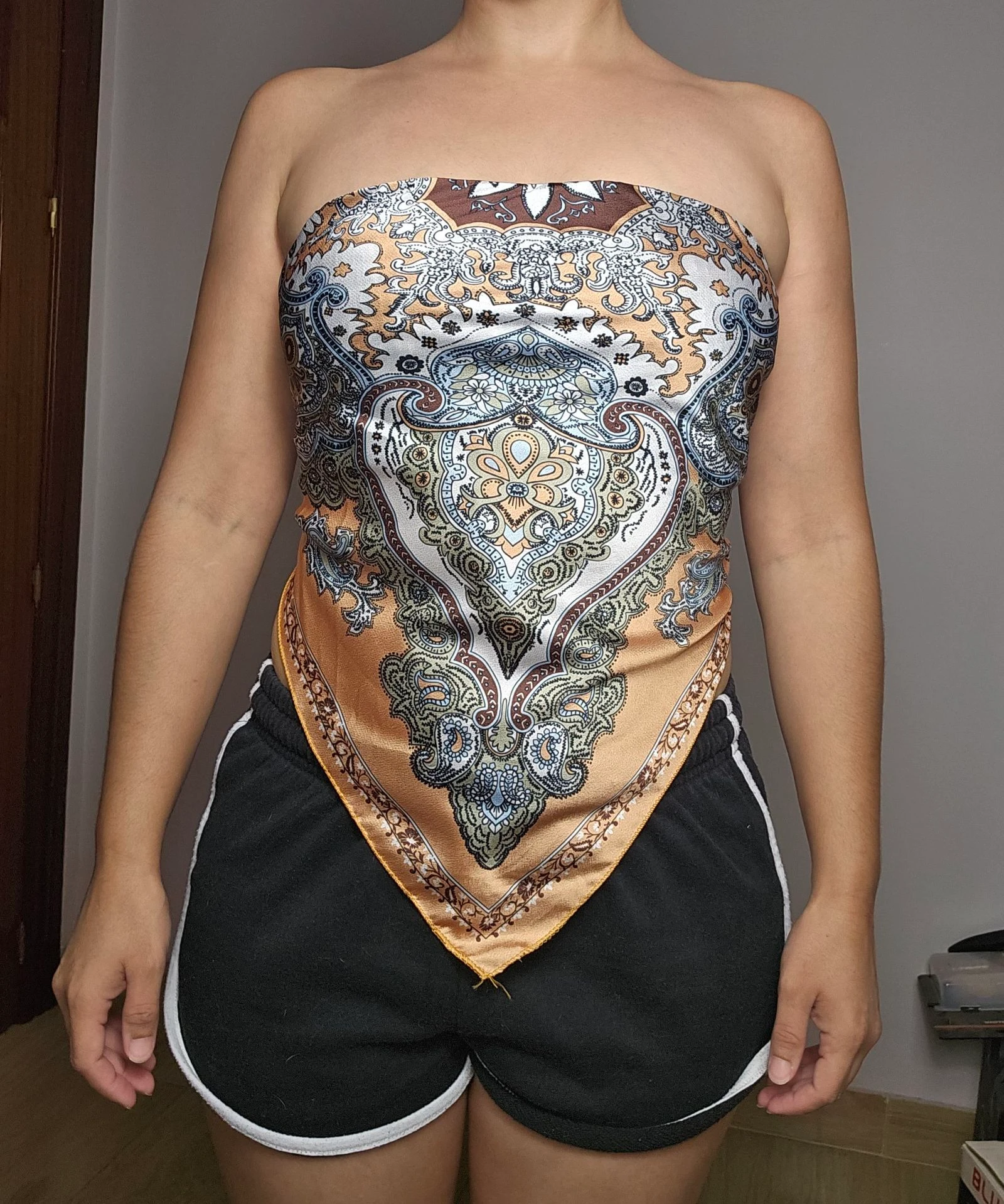 Top estilo banda pañuelo